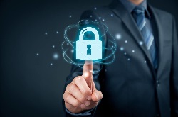 <b>工信部:力争到2025年网络安全产业规模超过2000亿</b>